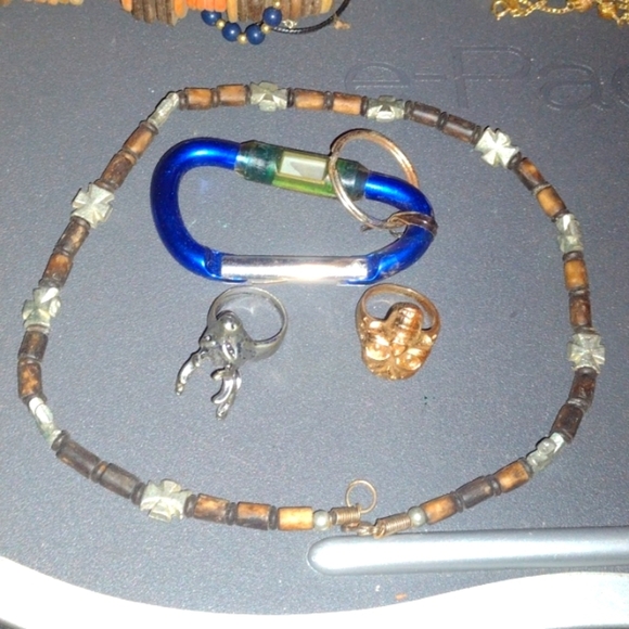 Rings necklace carabiner - Picture 1 of 3